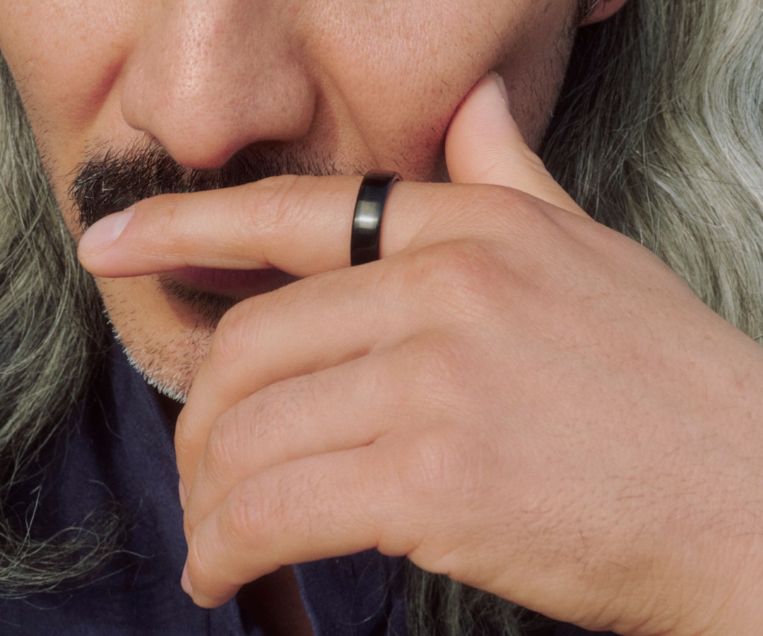 Black Auro Ring 5 lifestyle view two